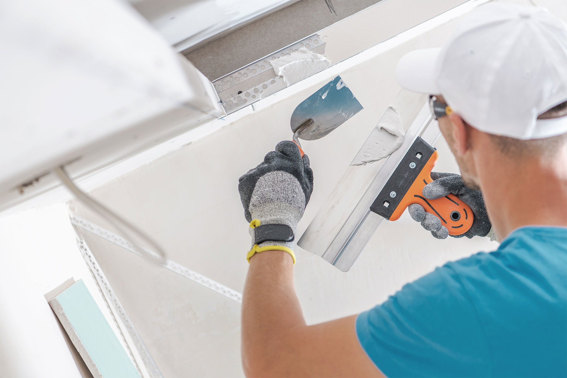 Creative Ways to Paint a Ceiling
